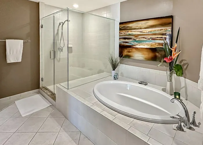 Sandpearl Residences 606 *