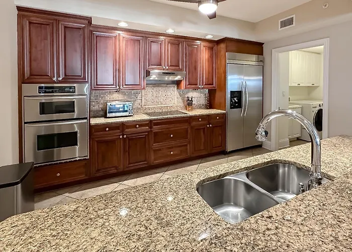 Holiday home Sandpearl Residences 606