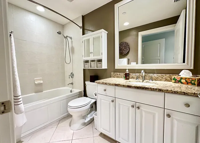 Sandpearl Residences 606